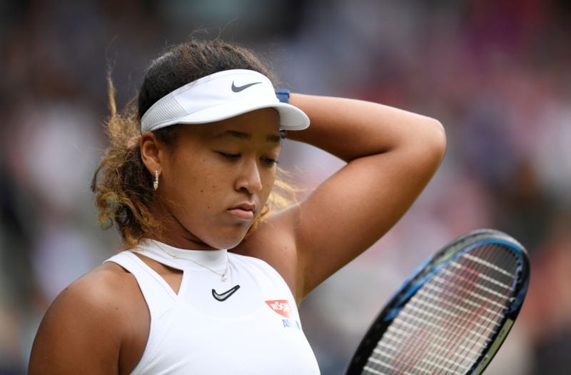 Osaka, Azarenka advance on grass