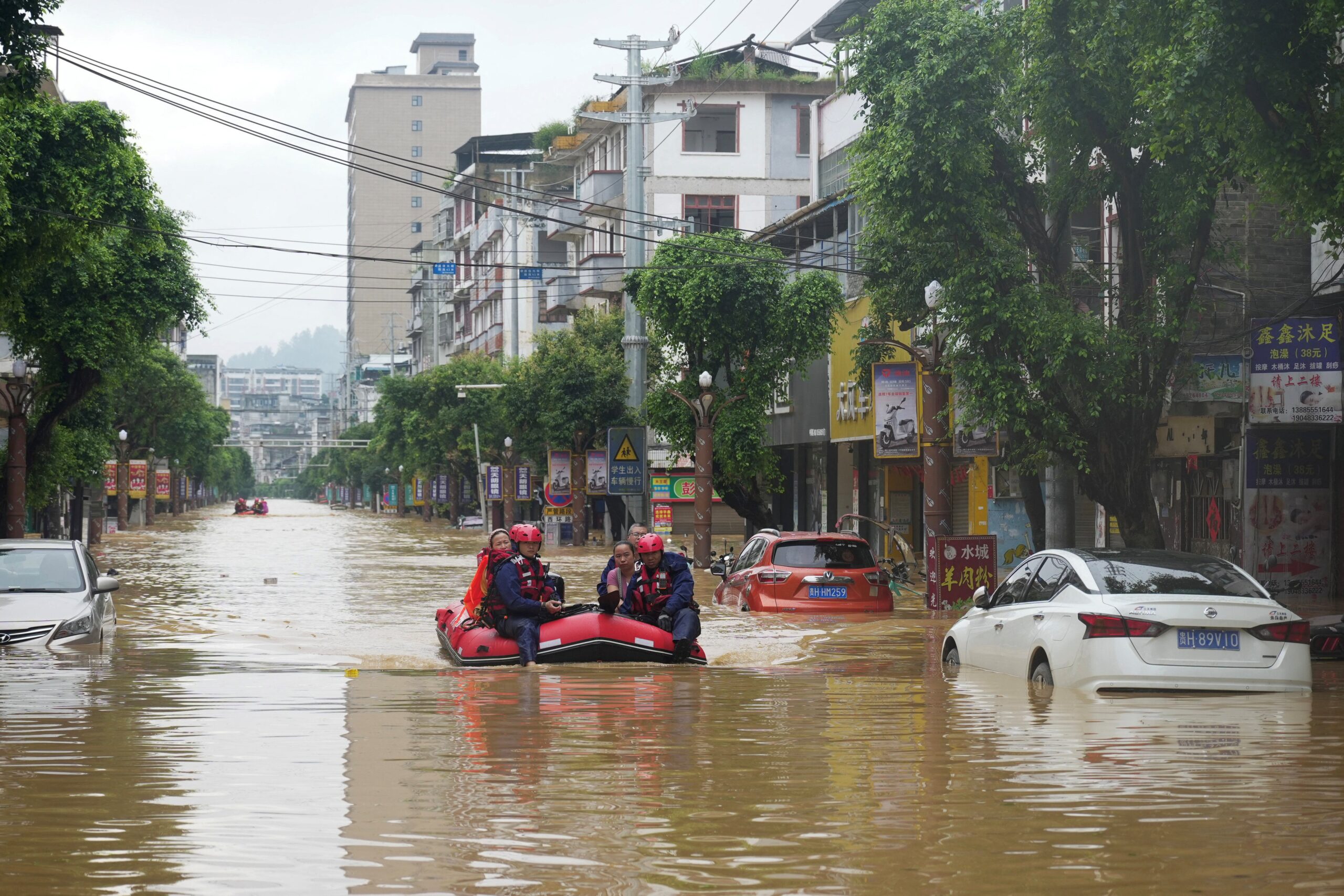 Southwest China floods, rural areas left devastated
