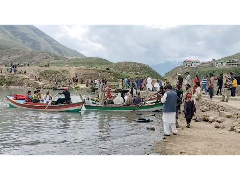 Saiful Malook turns into living fairytale amid light rains