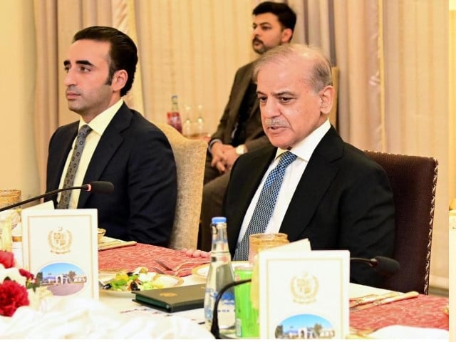 PM lauds Bilawal-led delegation for effective global diplomacy